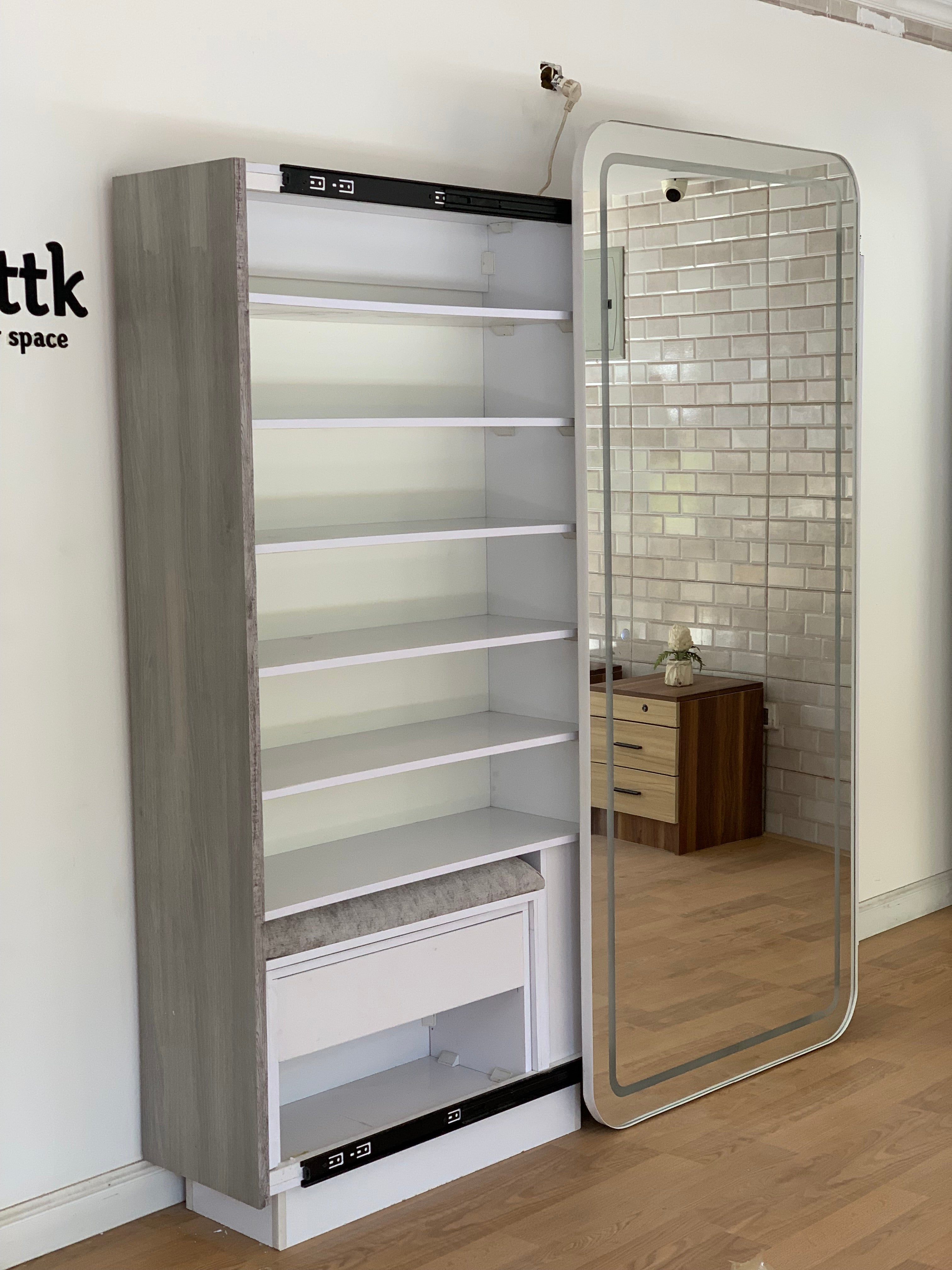 Shoe cabinet with mirror and bench