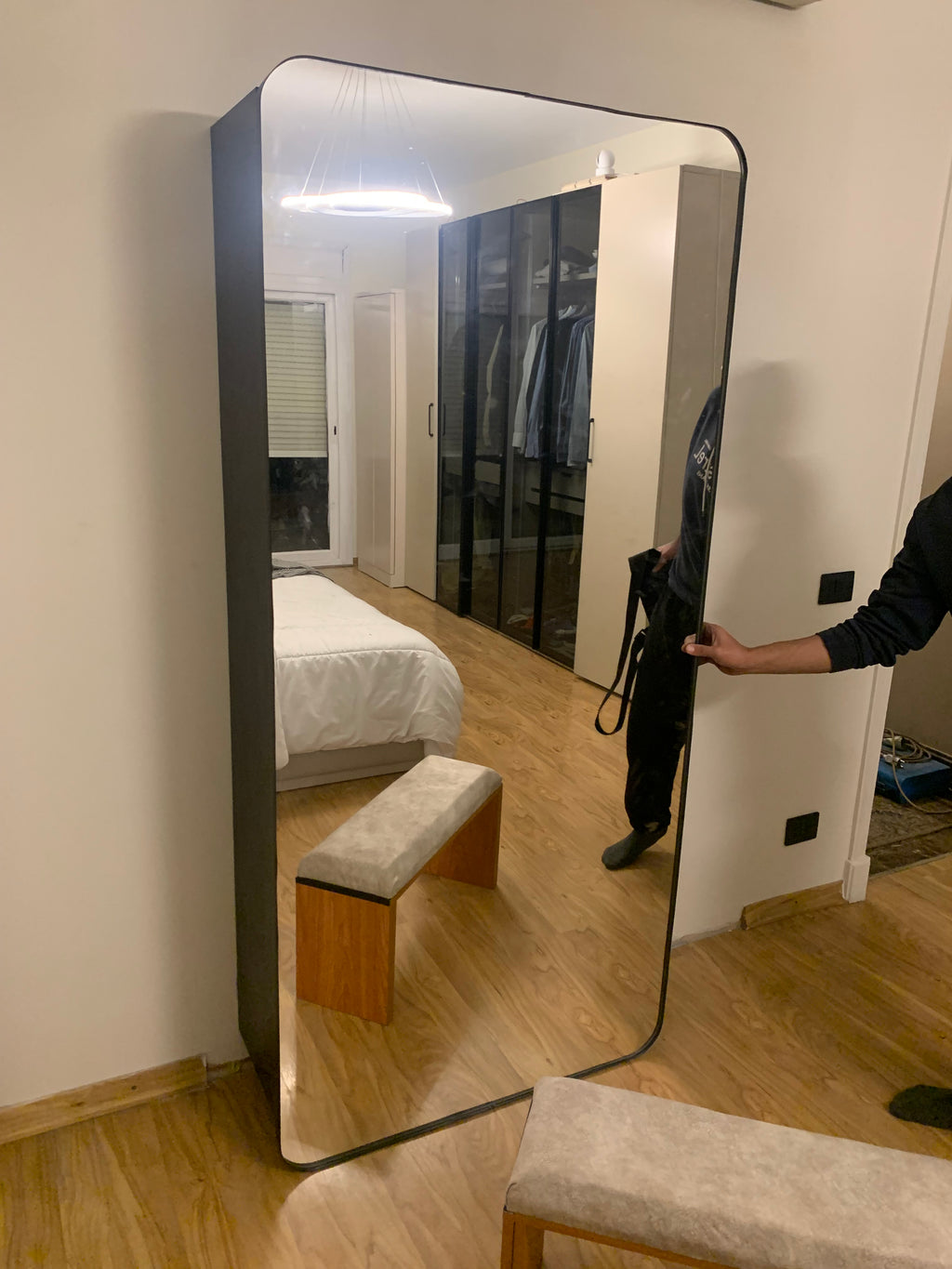 Shoe cabinet with mirror and bench