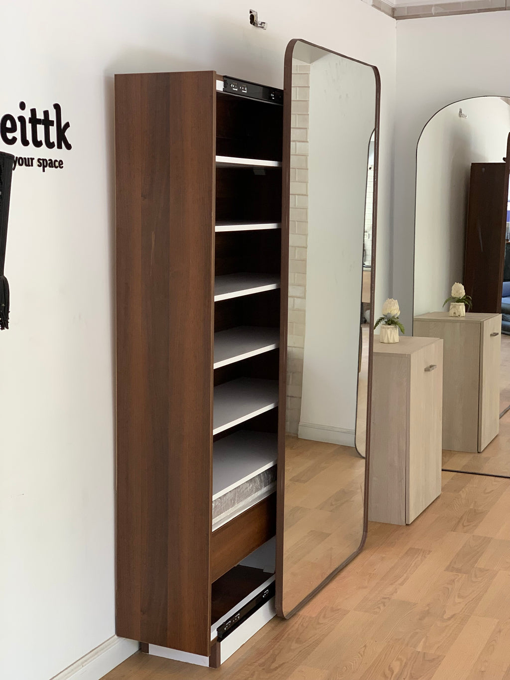 Shoe cabinet with mirror and bench