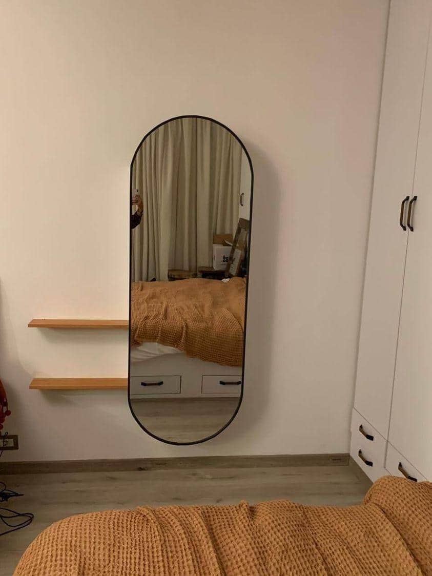 Ironing wall unit with mirror